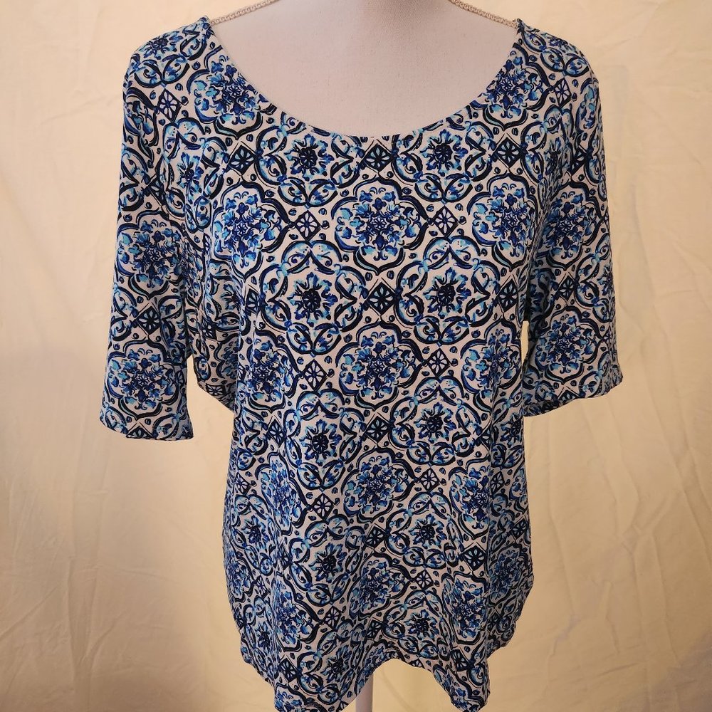 Talbots blue & white medallion pullover, size XL